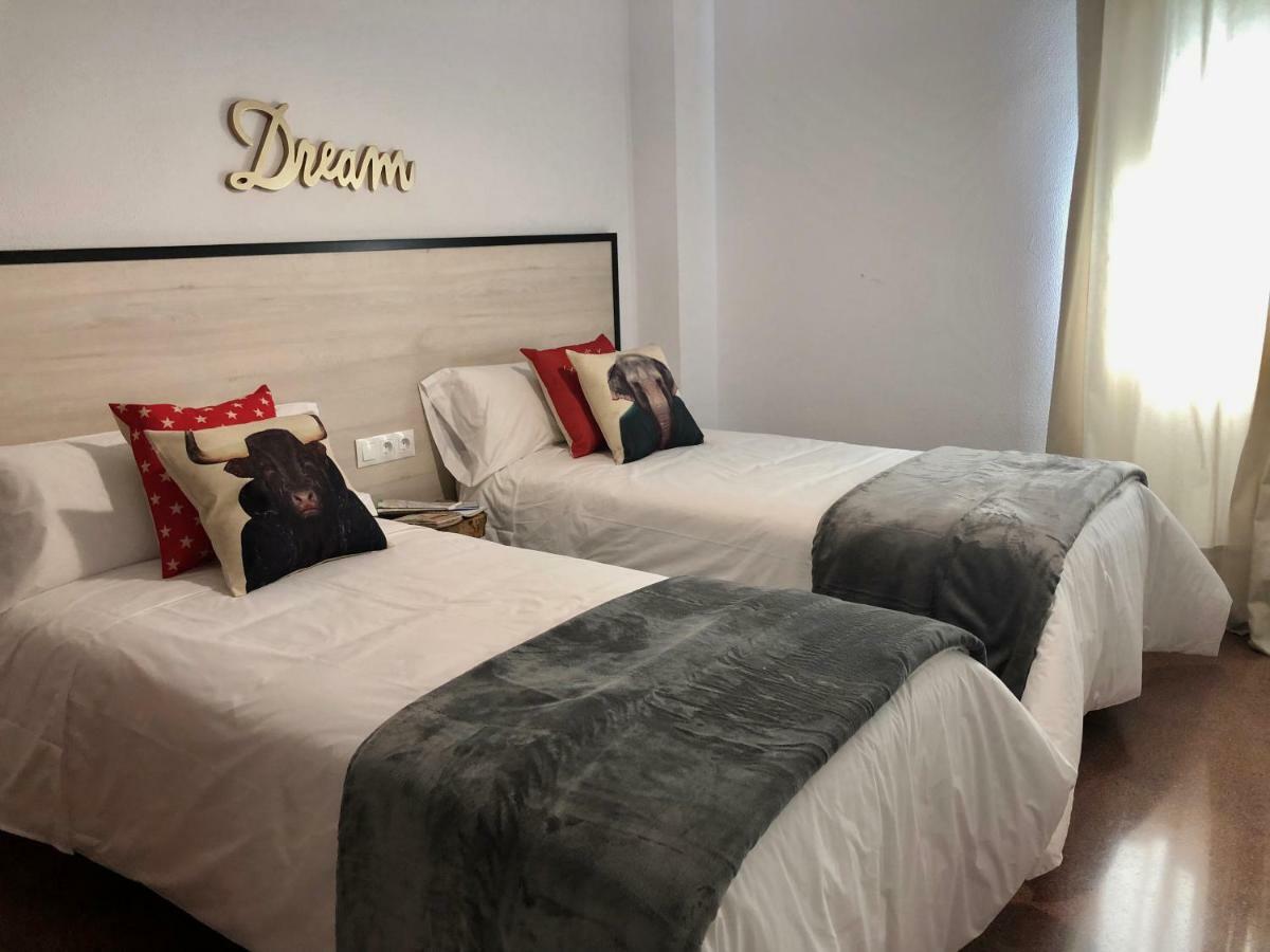 Gatu Premium Villa Aramburu, " Preferente Mayores De 25 Anos Y Familias " Ел Пуерто де Санта Мария Екстериор снимка