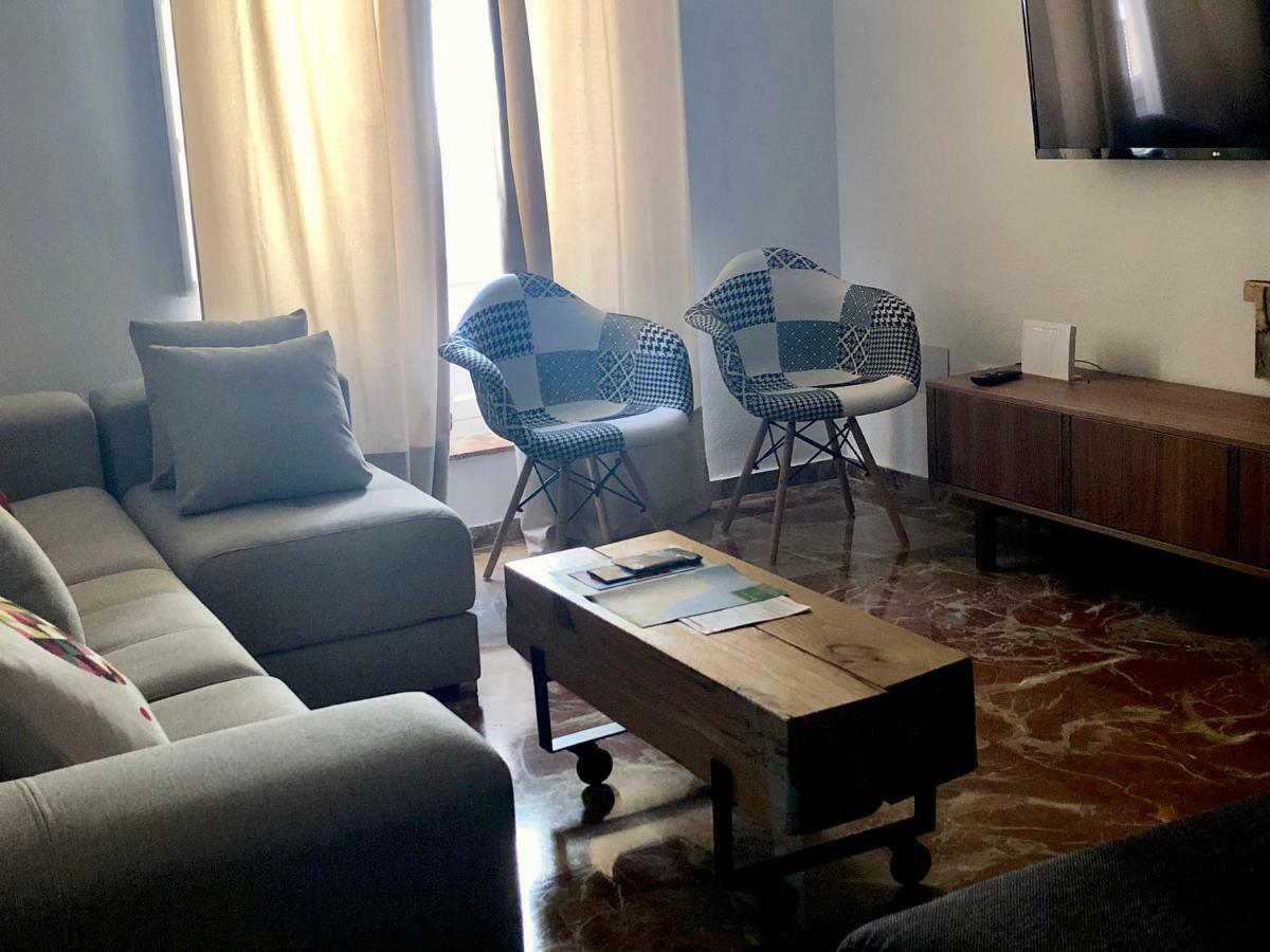 Gatu Premium Villa Aramburu, " Preferente Mayores De 25 Anos Y Familias " Ел Пуерто де Санта Мария Екстериор снимка