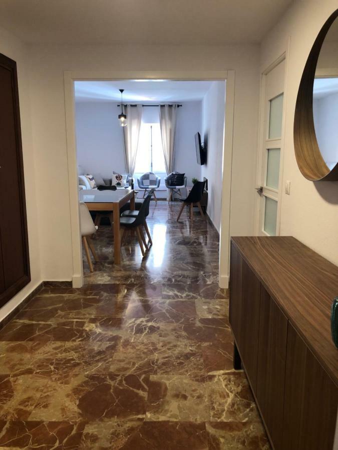 Gatu Premium Villa Aramburu, " Preferente Mayores De 25 Anos Y Familias " Ел Пуерто де Санта Мария Екстериор снимка