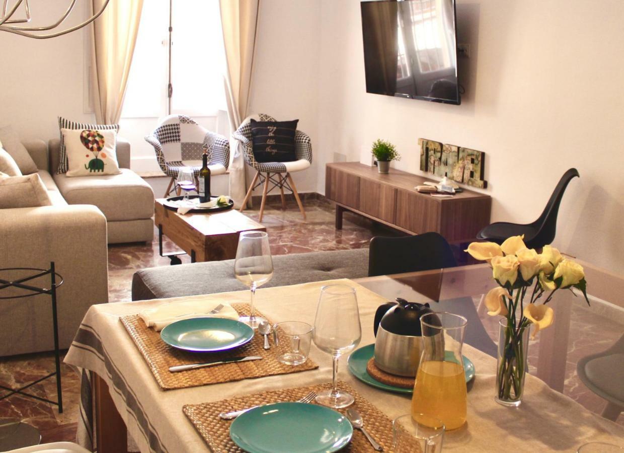 Gatu Premium Villa Aramburu, " Preferente Mayores De 25 Anos Y Familias " Ел Пуерто де Санта Мария Екстериор снимка
